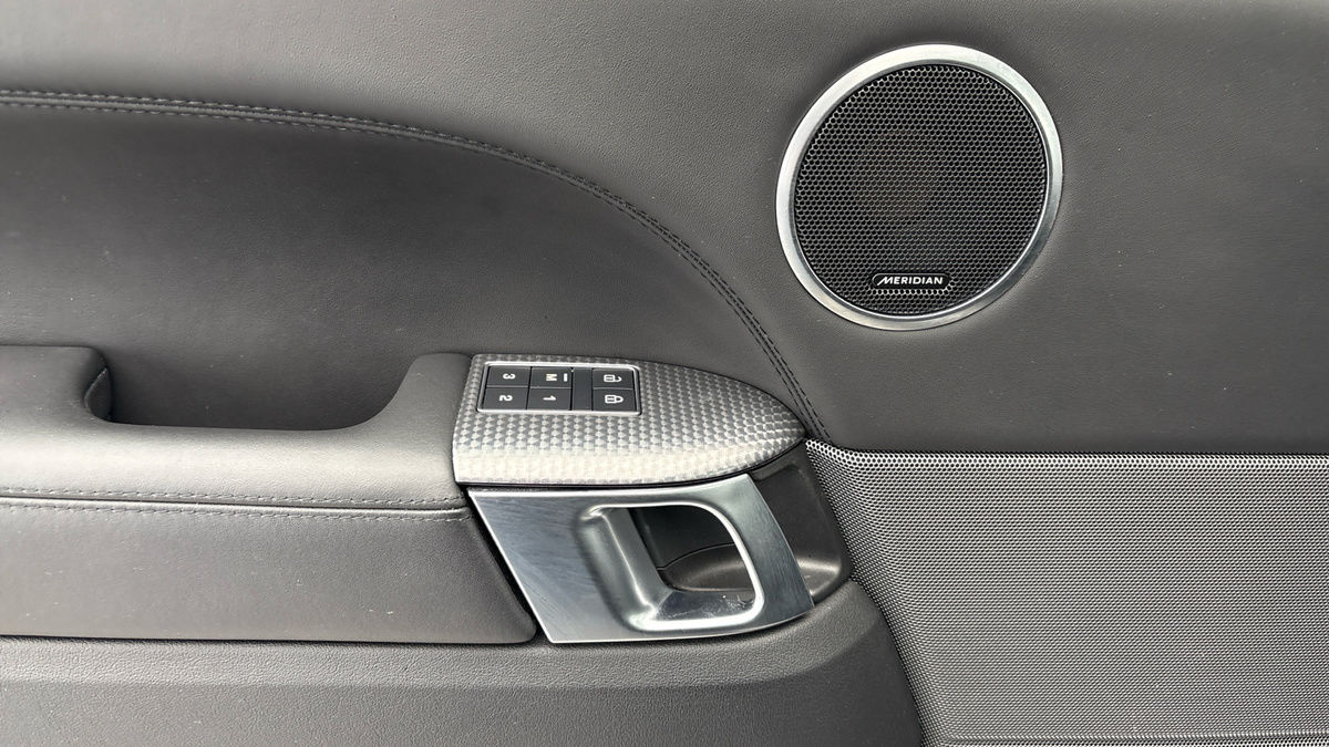 Land Rover Range Rover Sport Image 19