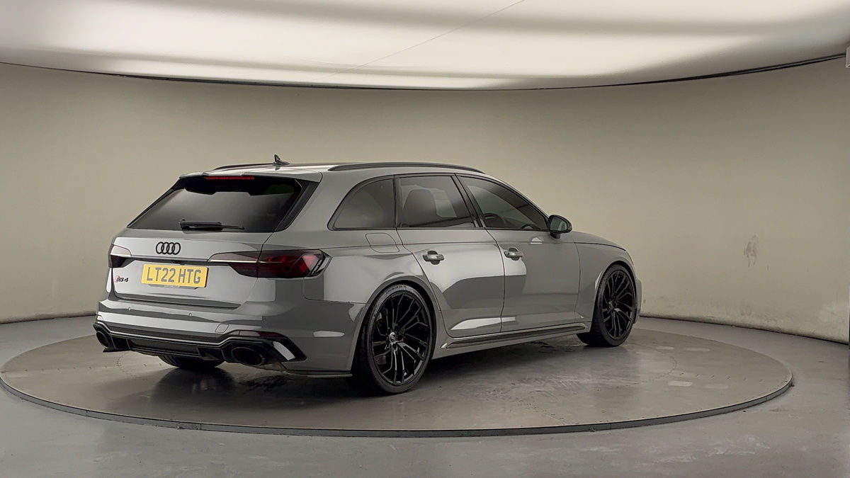 More views of Audi RS4 Avant