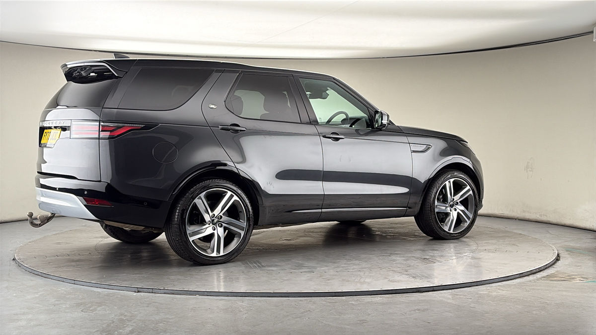 More views of Land Rover Discovery