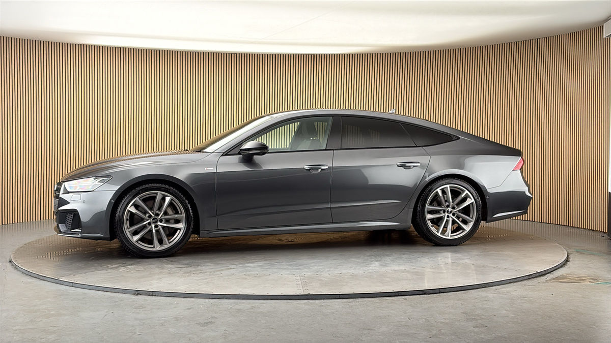 More views of Audi A7
