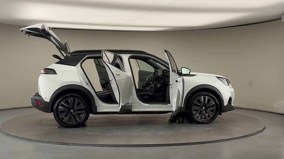 More views of Peugeot E-2008