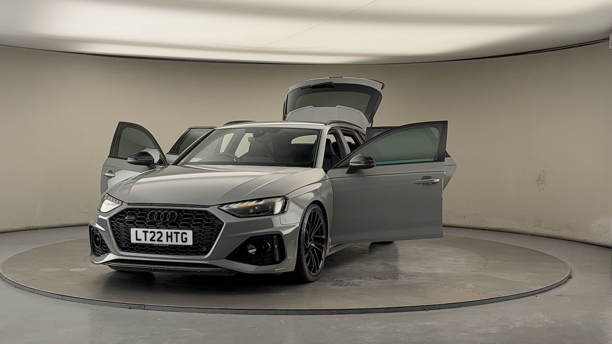 More views of Audi RS4 Avant