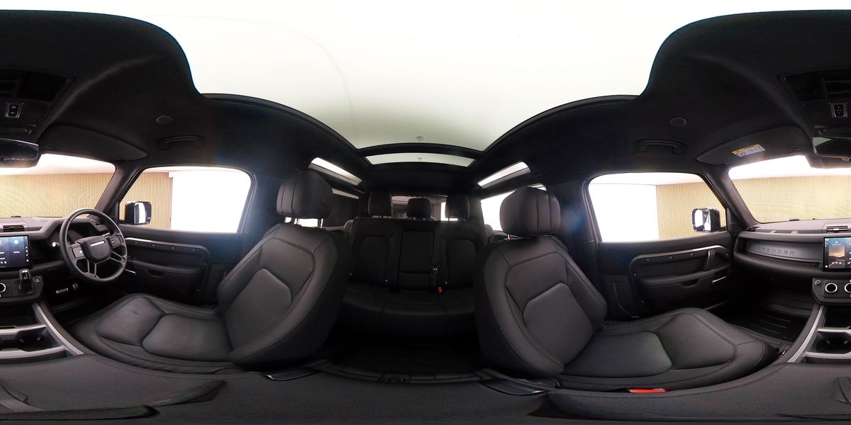 More views of Land Rover Defender 90