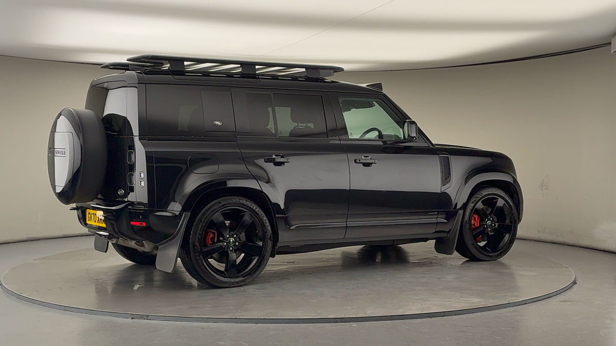 More views of Land Rover Defender 110