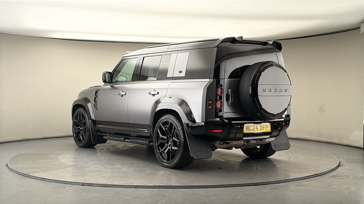 Land Rover Defender 110 Urban Image 2