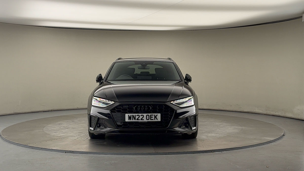 Audi A4 Avant Image 3