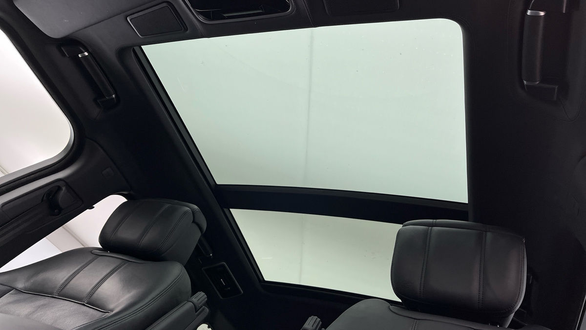 Land Rover Range Rover Image 6