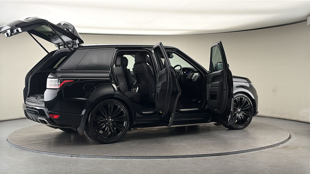 More views of Land Rover Range Rover Sport