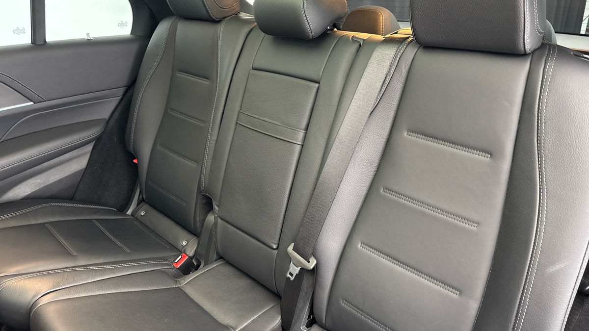 Mercedes-Benz GLE Image 8