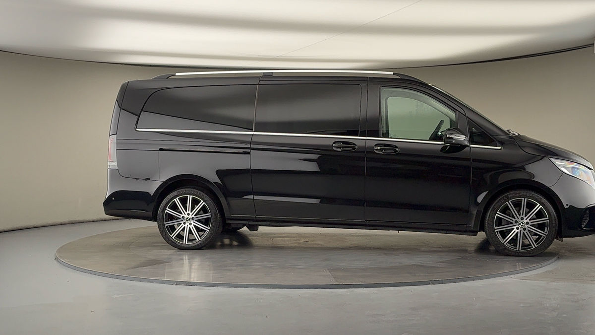 More views of Mercedes-Benz V Class