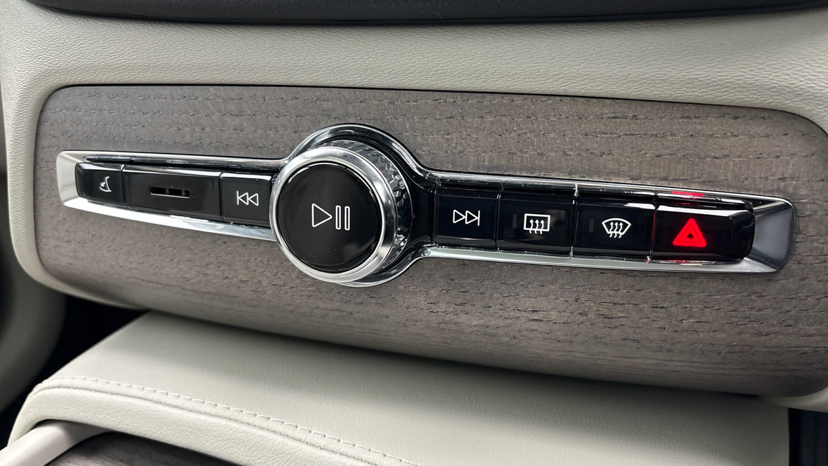 Volvo XC90 Image 26