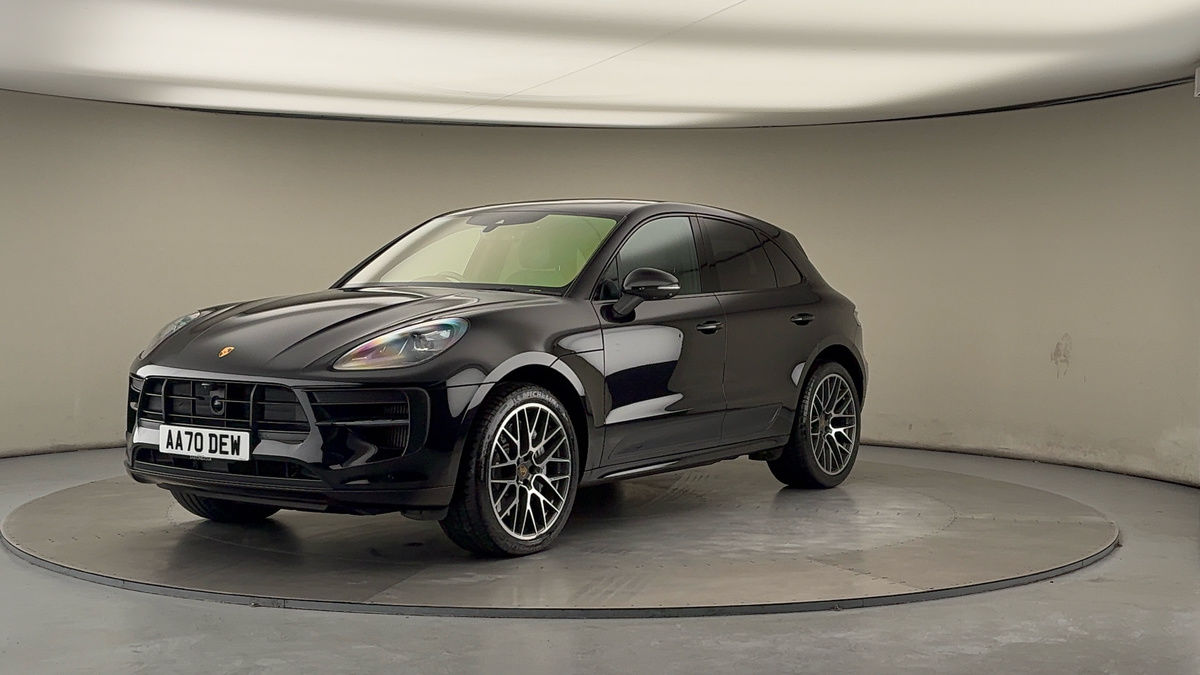 More views of Porsche Macan
