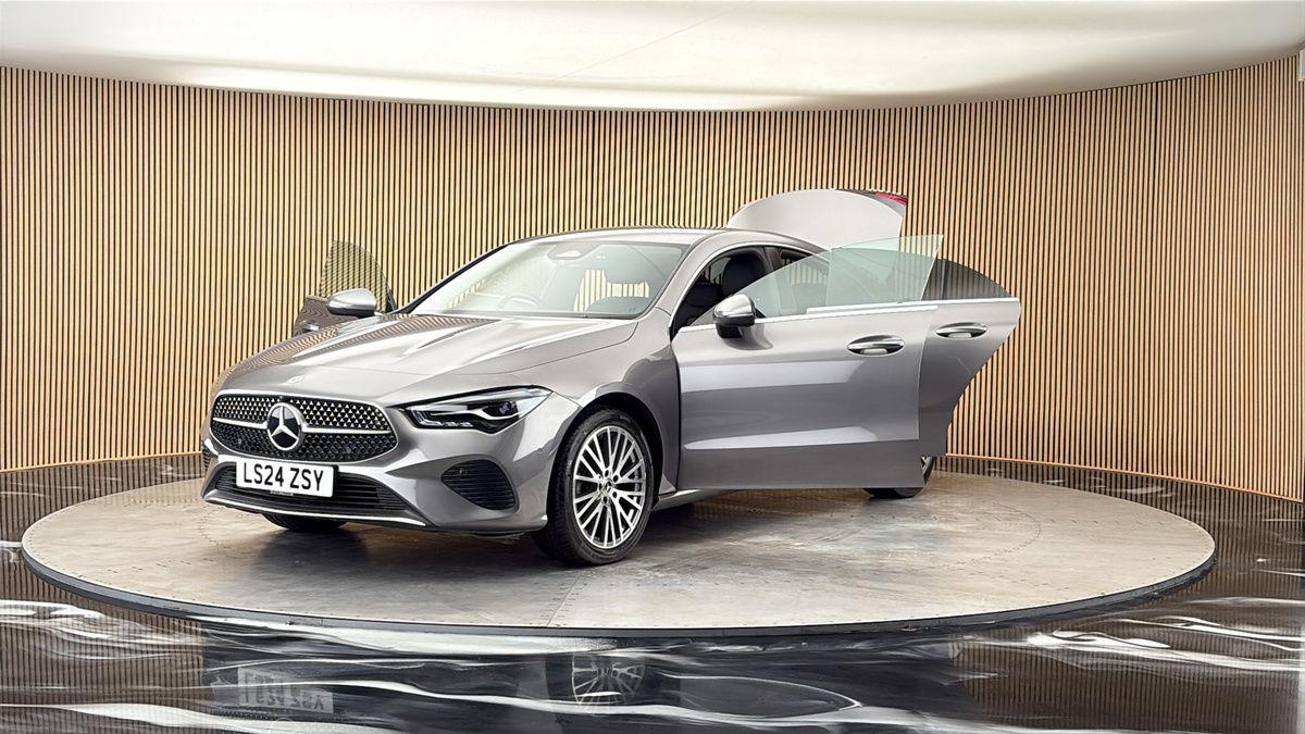 More views of Mercedes-Benz CLA