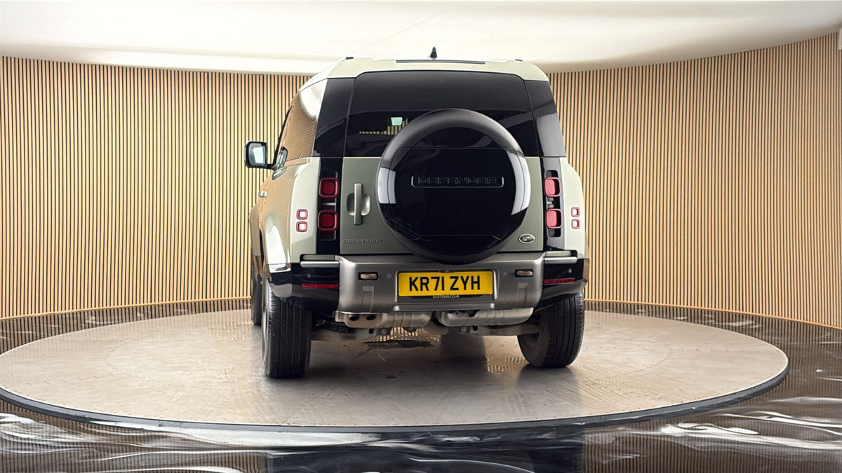 More views of Land Rover Defender 90