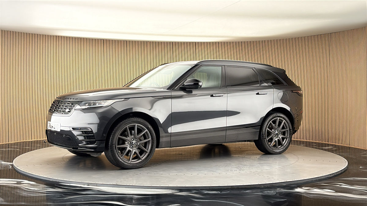 More views of Land Rover Range Rover Velar