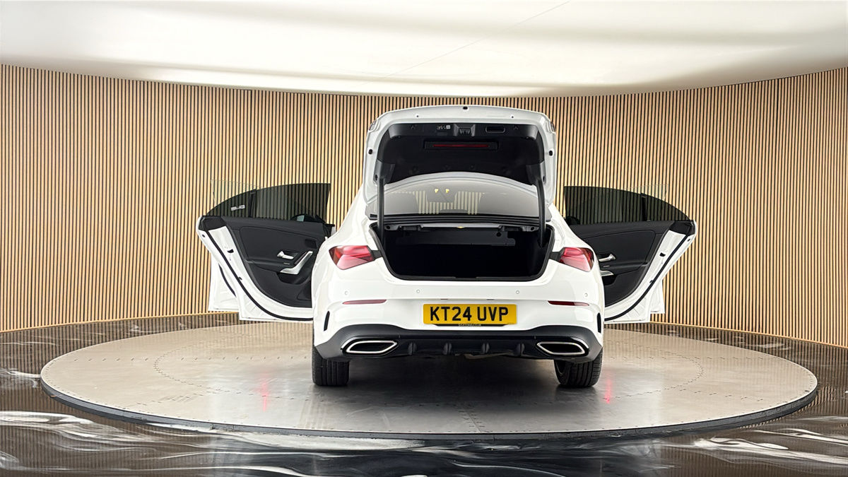 More views of Mercedes-Benz CLA