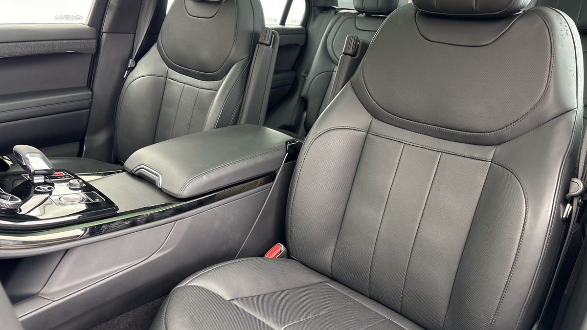 Land Rover Range Rover Sport Image 7