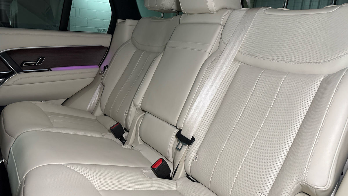 Land Rover Range Rover Image 8