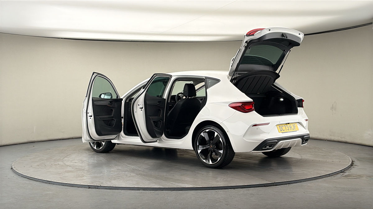 More views of CUPRA Leon