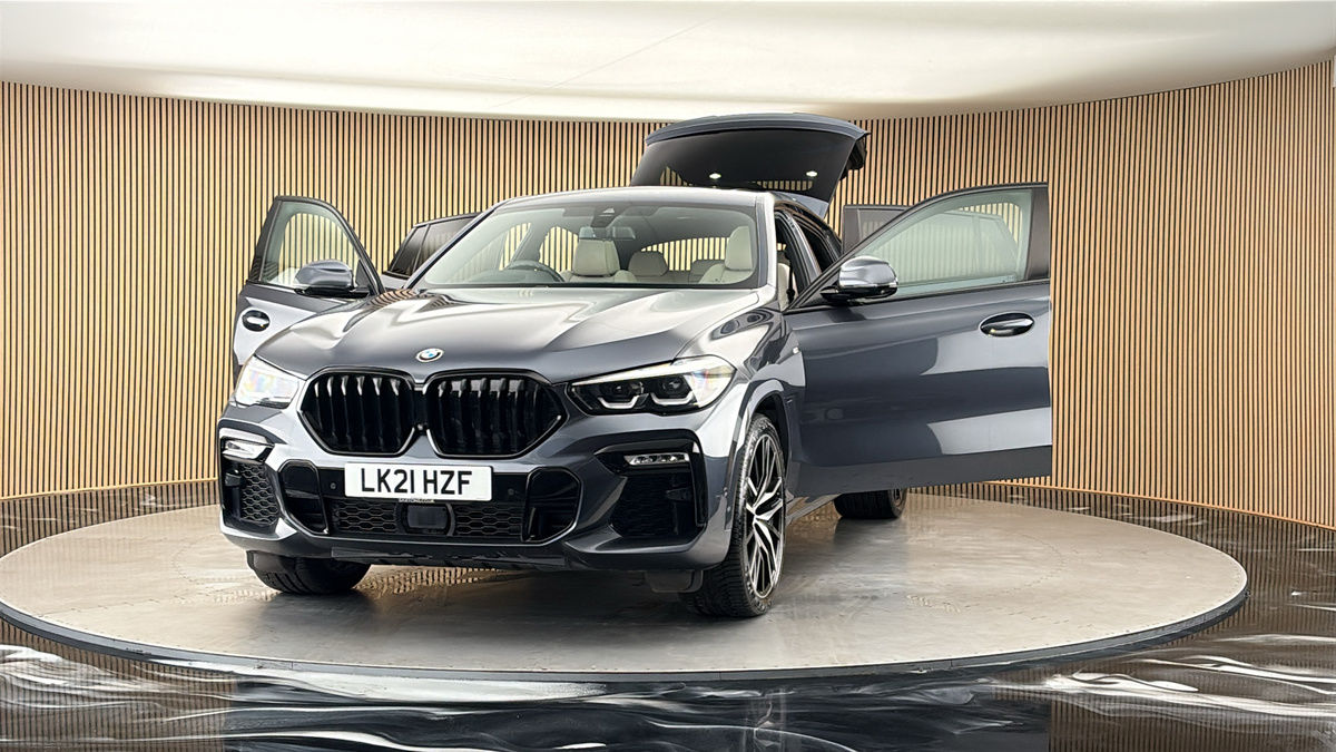 More views of BMW X6