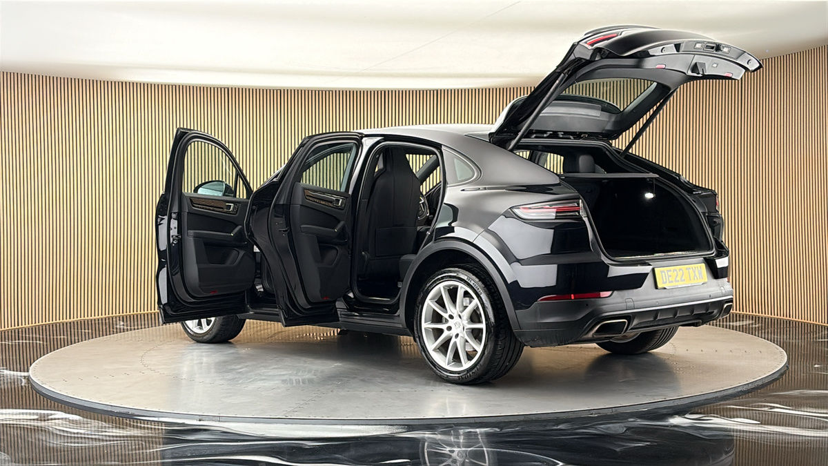 More views of Porsche Cayenne