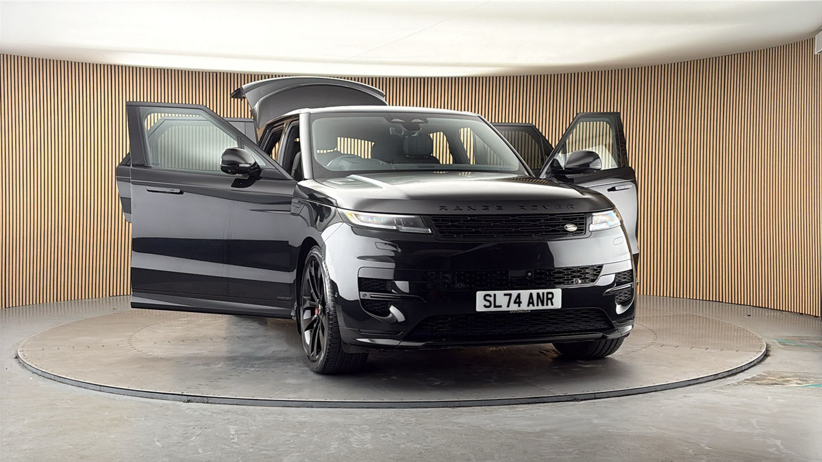 More views of Land Rover Range Rover Sport