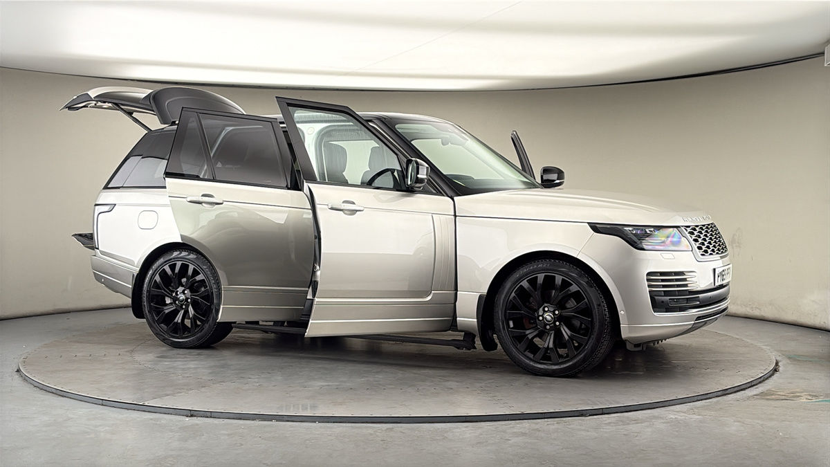 More views of Land Rover Range Rover
