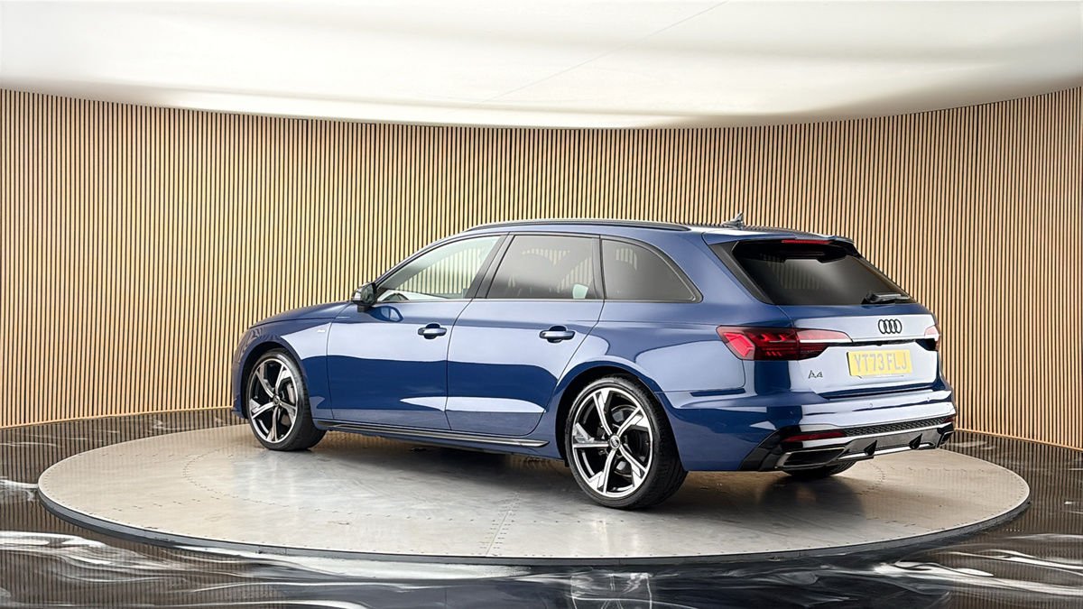 More views of Audi A4 Avant