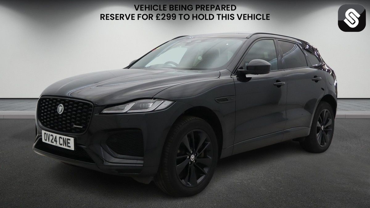 Jaguar F-PACE Image 2
