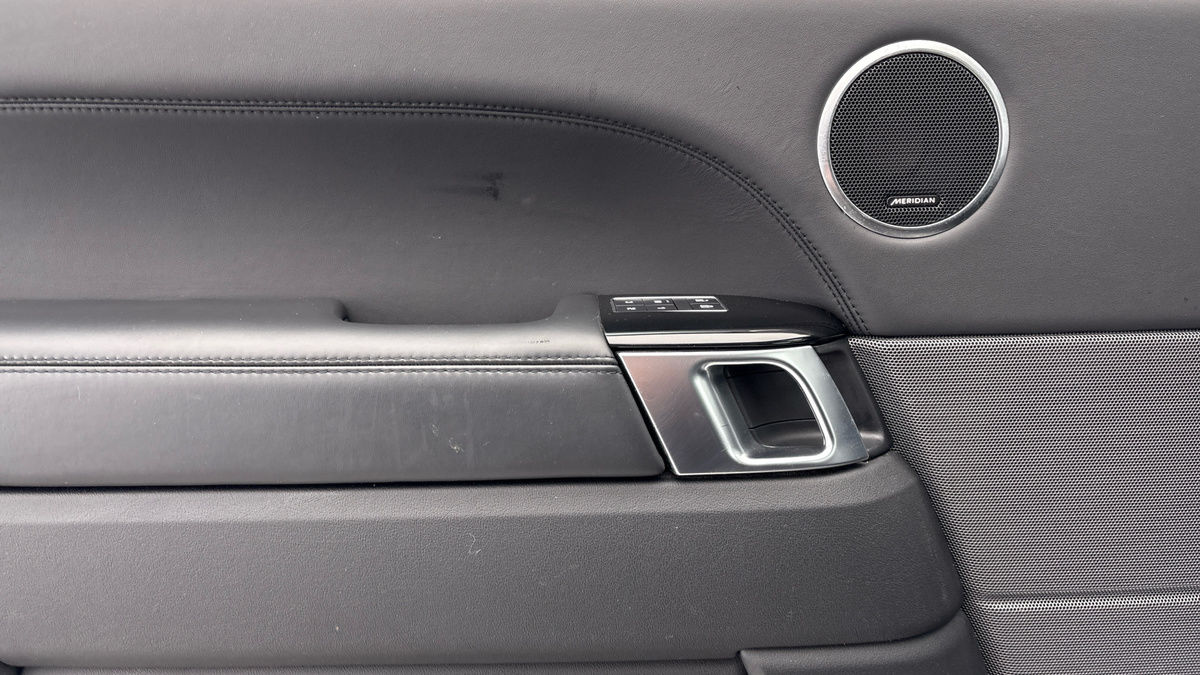 Land Rover Range Rover Sport Image 19