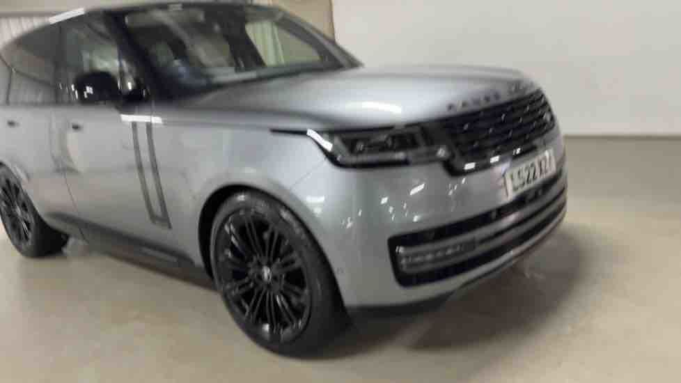 More views of Land Rover Range Rover