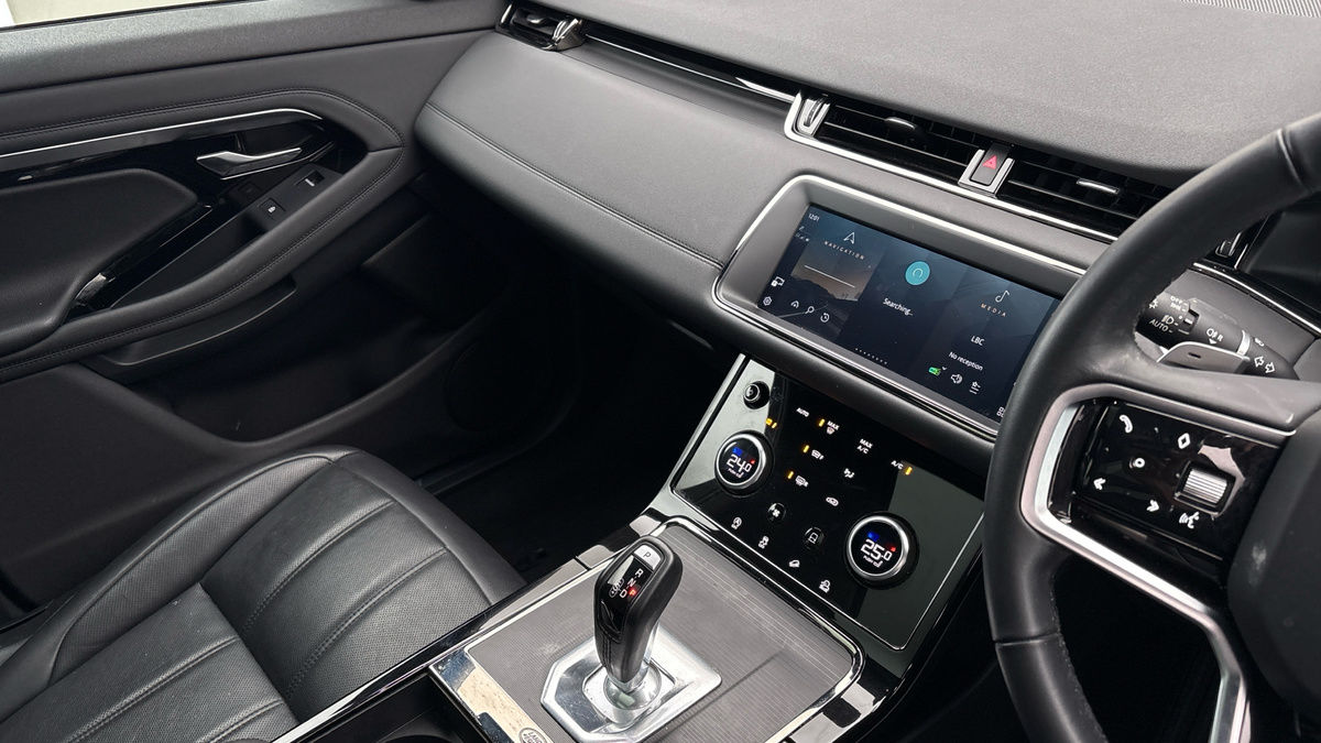 Land Rover Range Rover Evoque Image 18