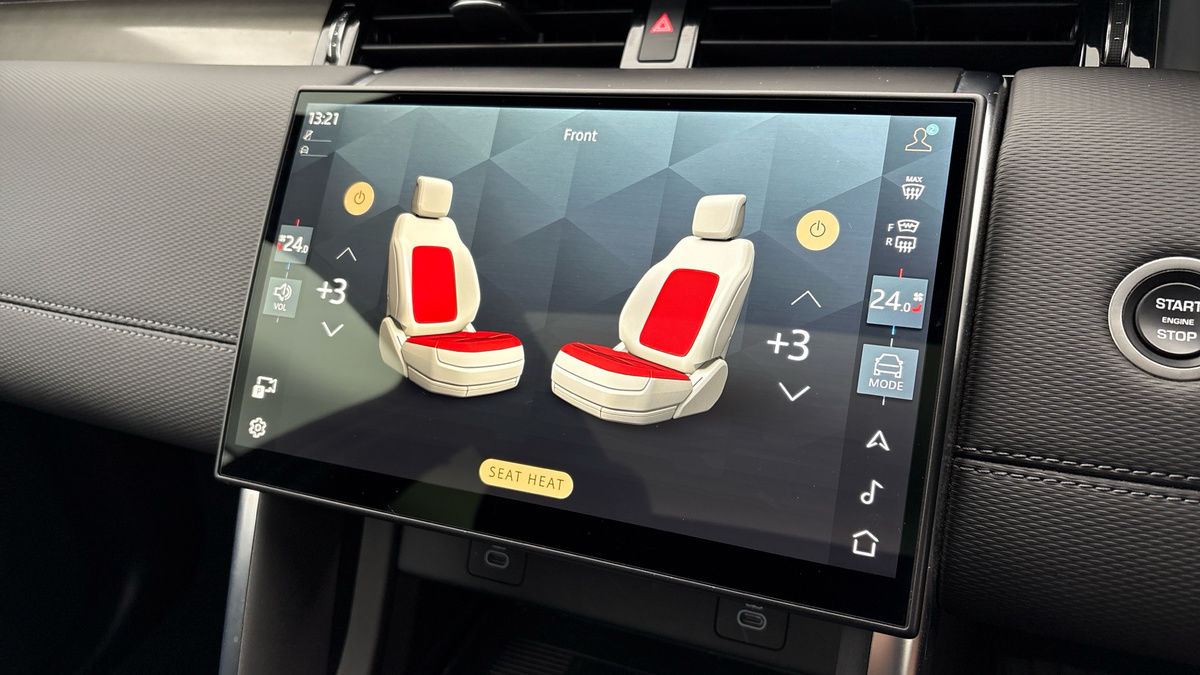 Land Rover Discovery Sport Image 31