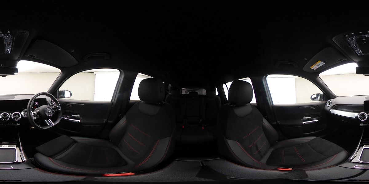 More views of Mercedes-Benz GLB