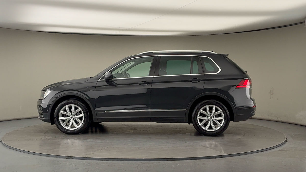 More views of Volkswagen Tiguan