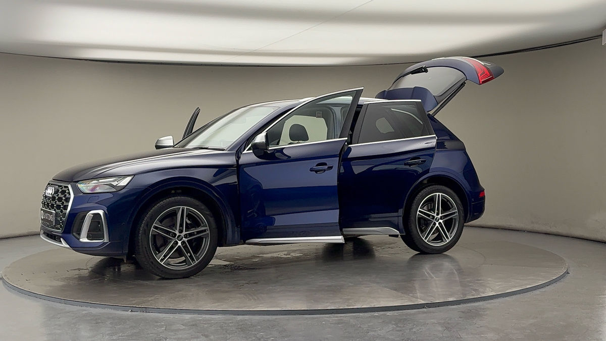 More views of Audi SQ5