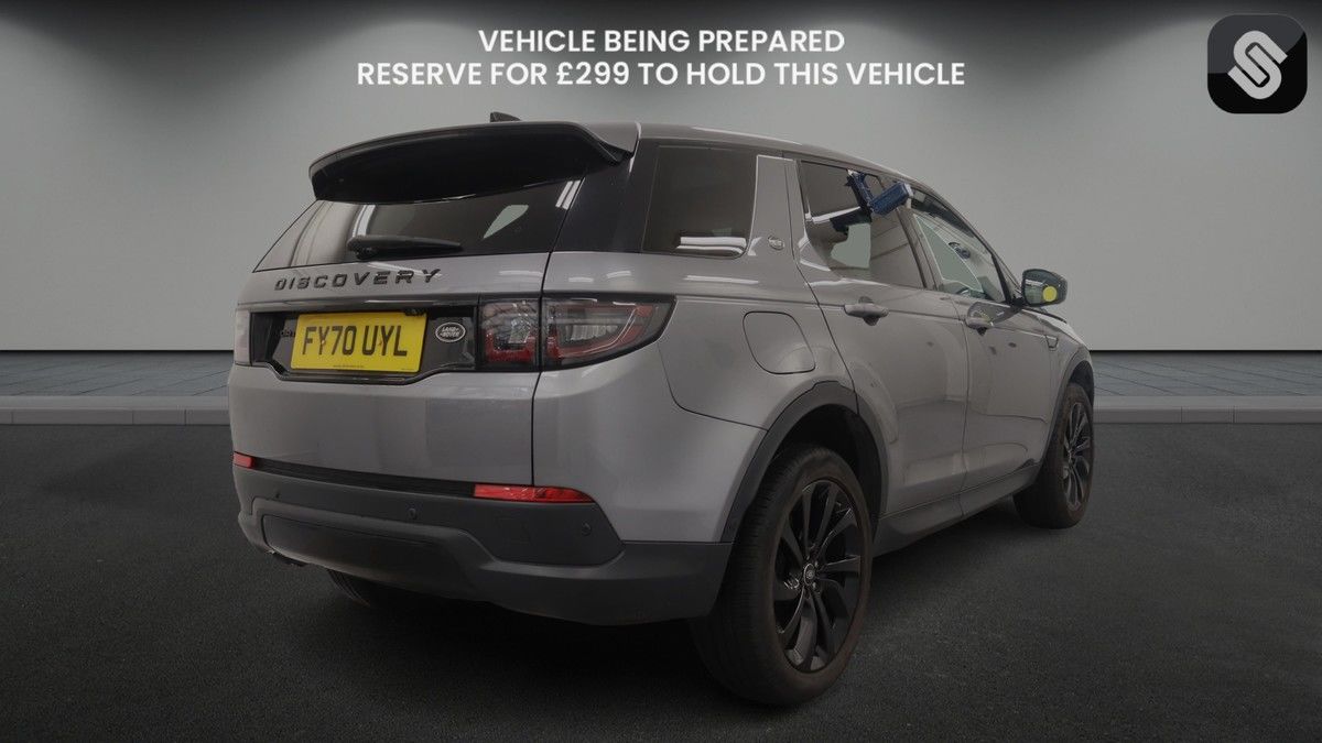 Land Rover Discovery Sport Image 4