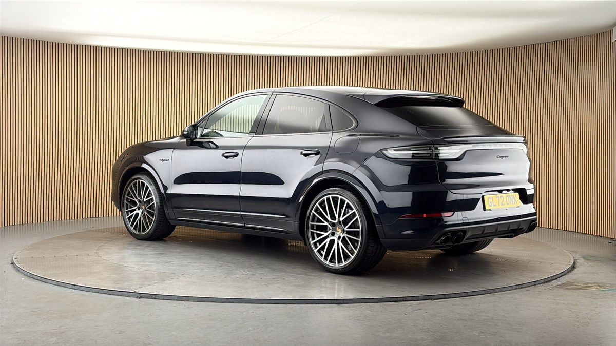 More views of Porsche Cayenne