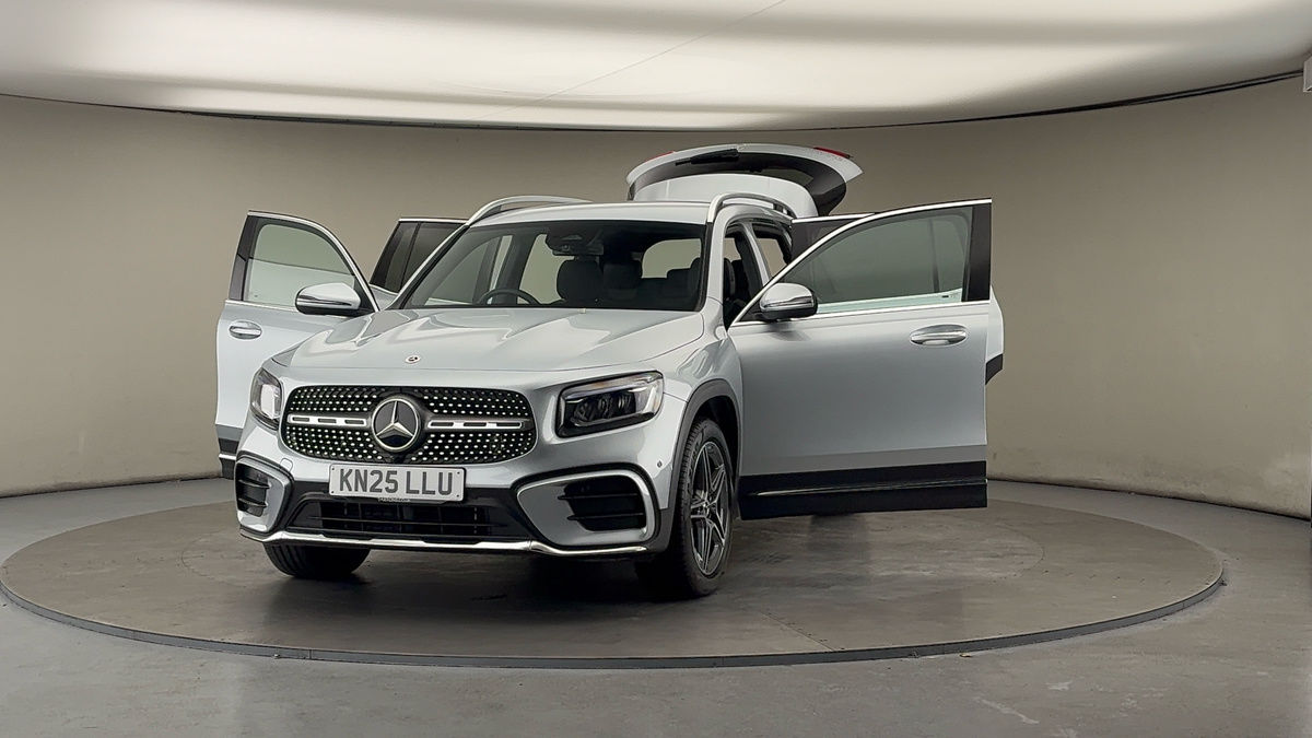 More views of Mercedes-Benz GLB