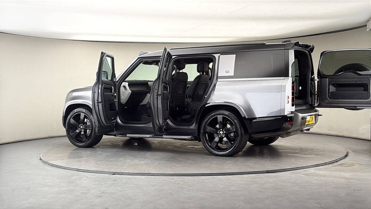 More views of Land Rover Defender 130