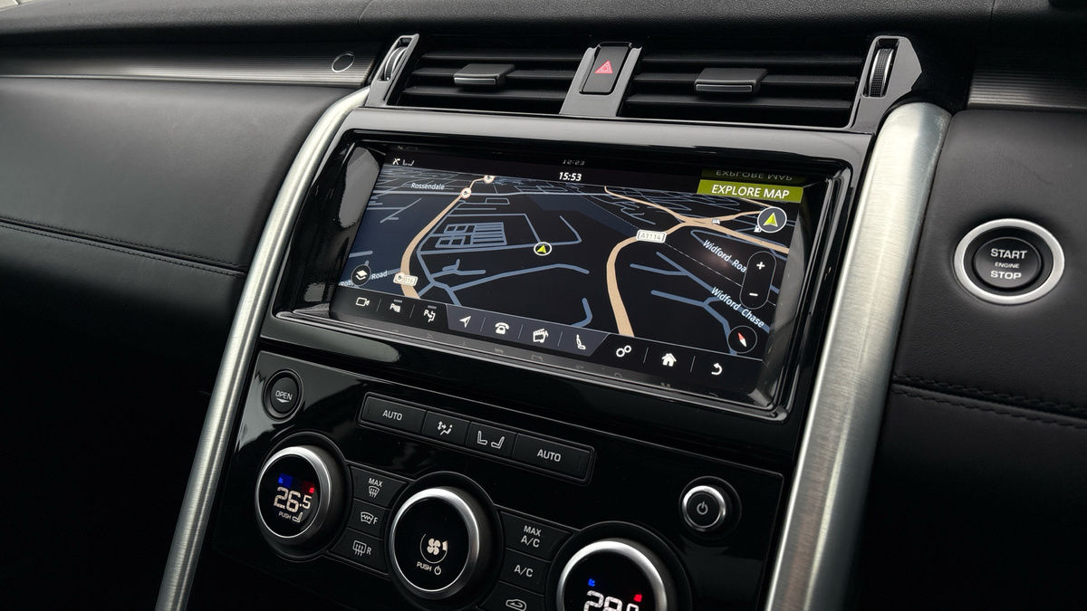 Land Rover Discovery Image 17