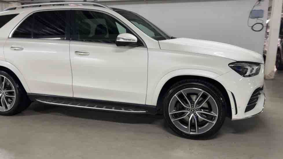 More views of Mercedes-Benz GLE