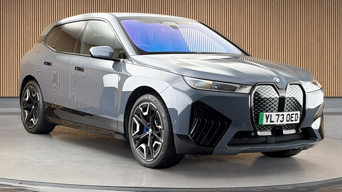 BMW iX Sticky Header Image