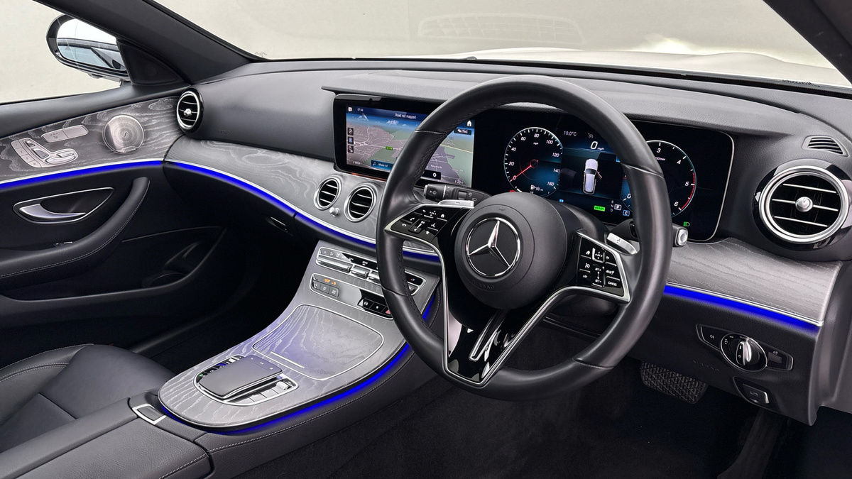 Mercedes-Benz E Class Image 5