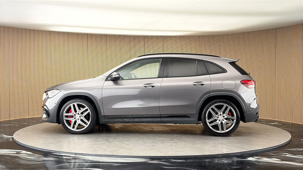 More views of Mercedes-Benz GLA