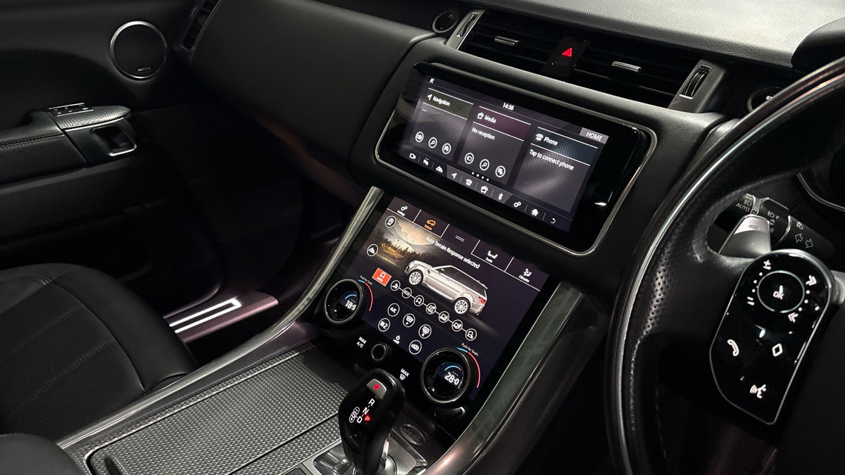 Land Rover Range Rover Sport Image 18
