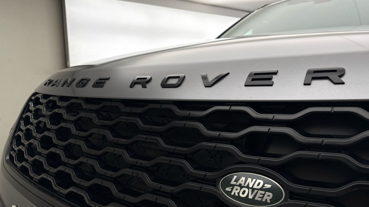Land Rover Range Rover Velar Image 24