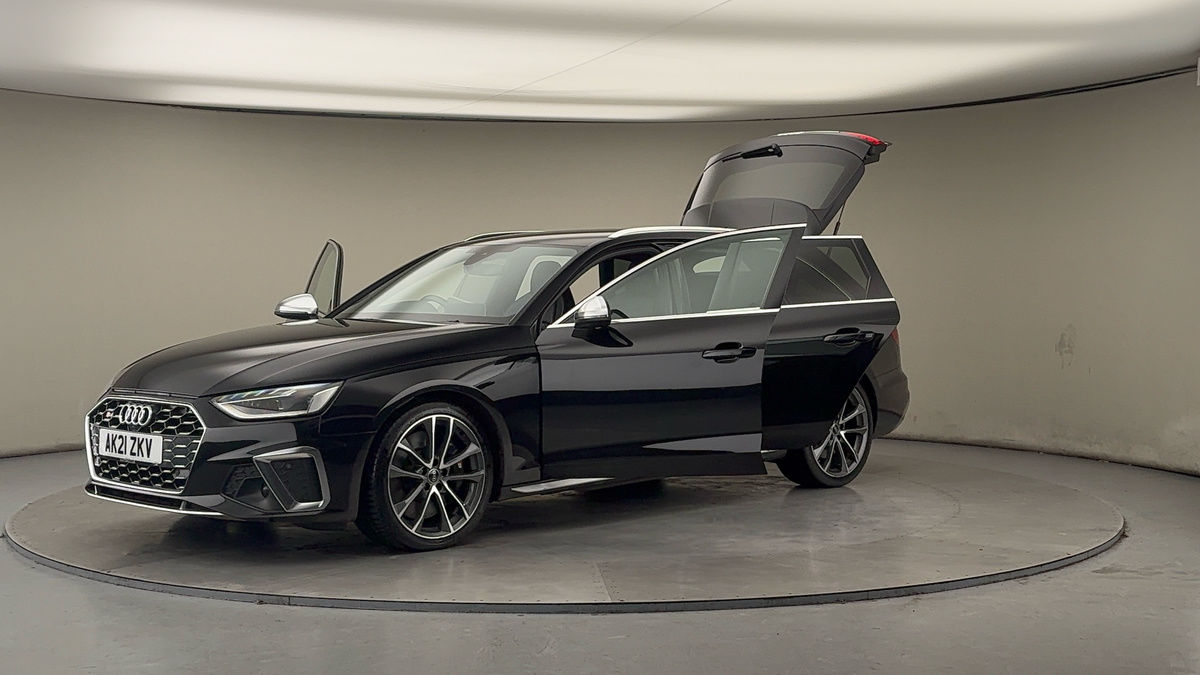 Audi S4 Avant Image 22