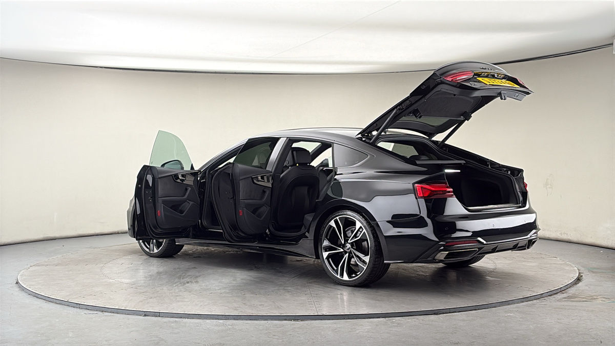 More views of Audi A5