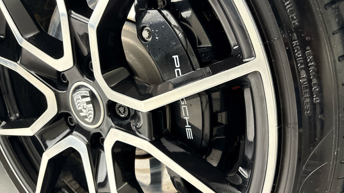 Porsche Taycan Image 27